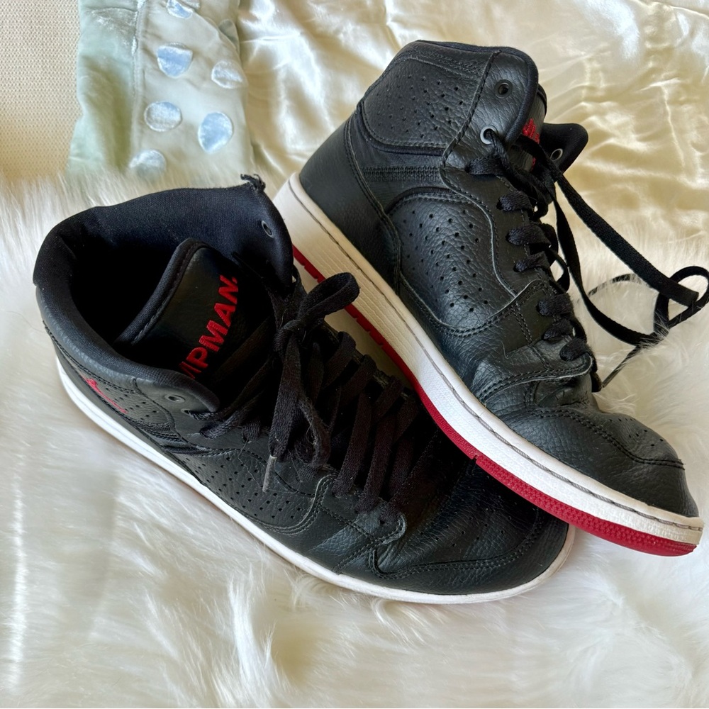 Nike Access Jordan hightops